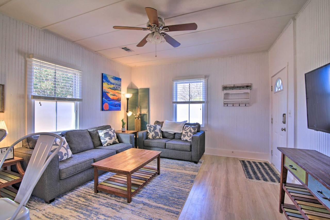 Texas Home With Backyard Oasis, Walk To Main St Fredericksburg Eksteriør bilde