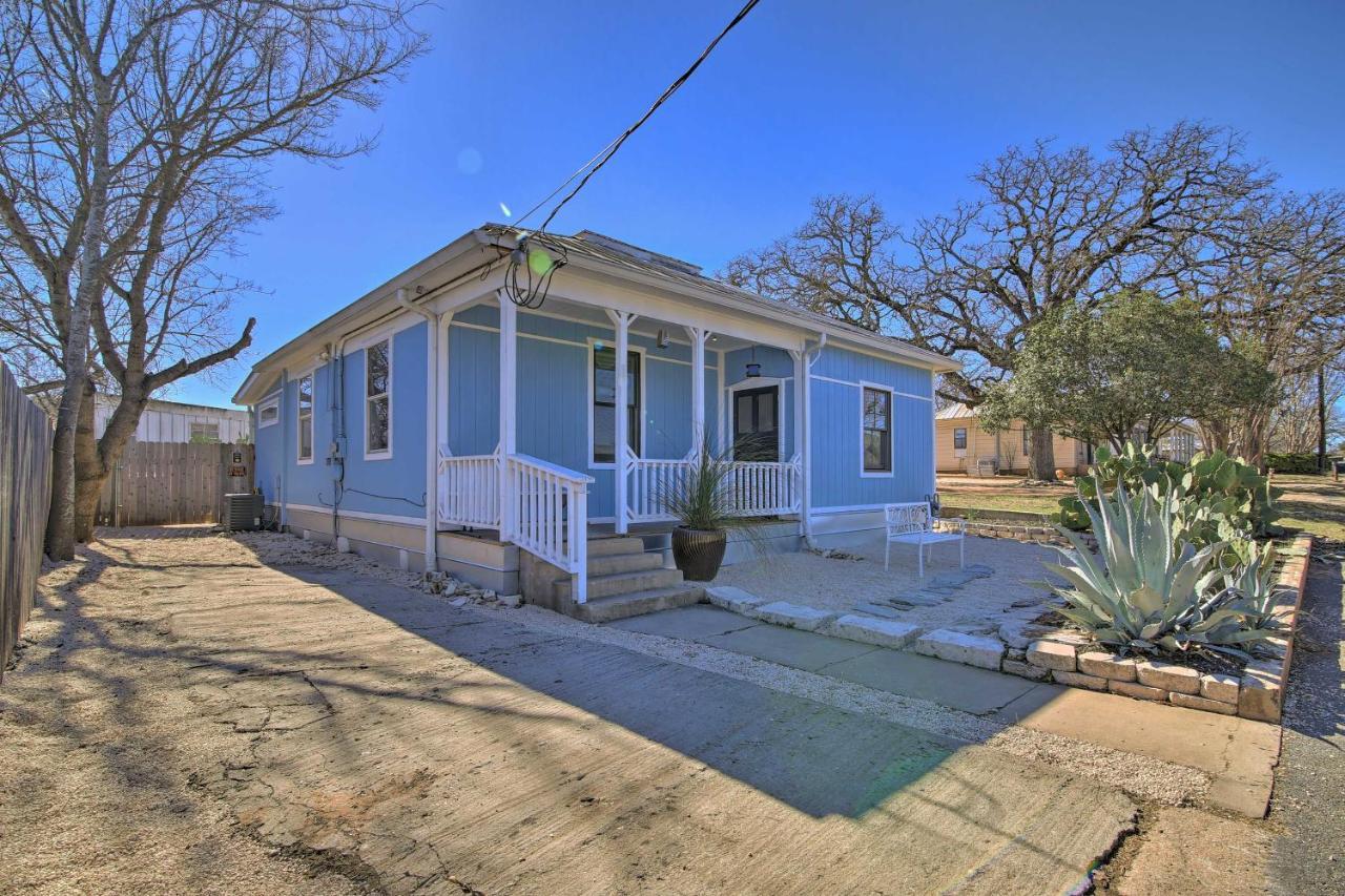 Texas Home With Backyard Oasis, Walk To Main St Fredericksburg Eksteriør bilde