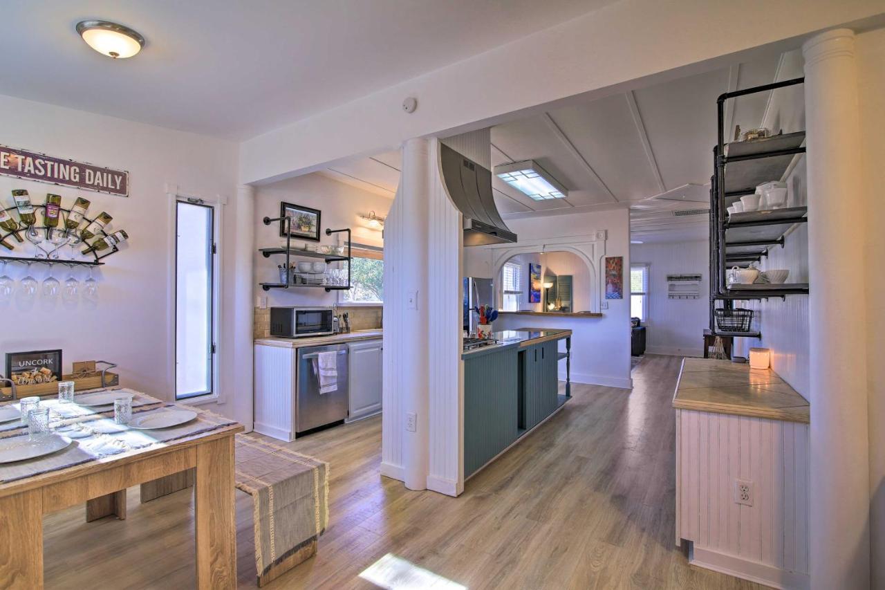 Texas Home With Backyard Oasis, Walk To Main St Fredericksburg Eksteriør bilde